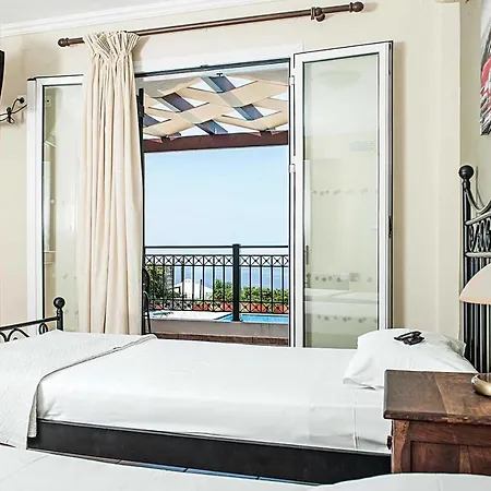 Efrosini Vila Lassi (Kefalonia)